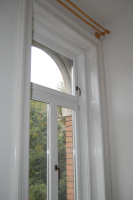 &iacute;ves fa ablak csere